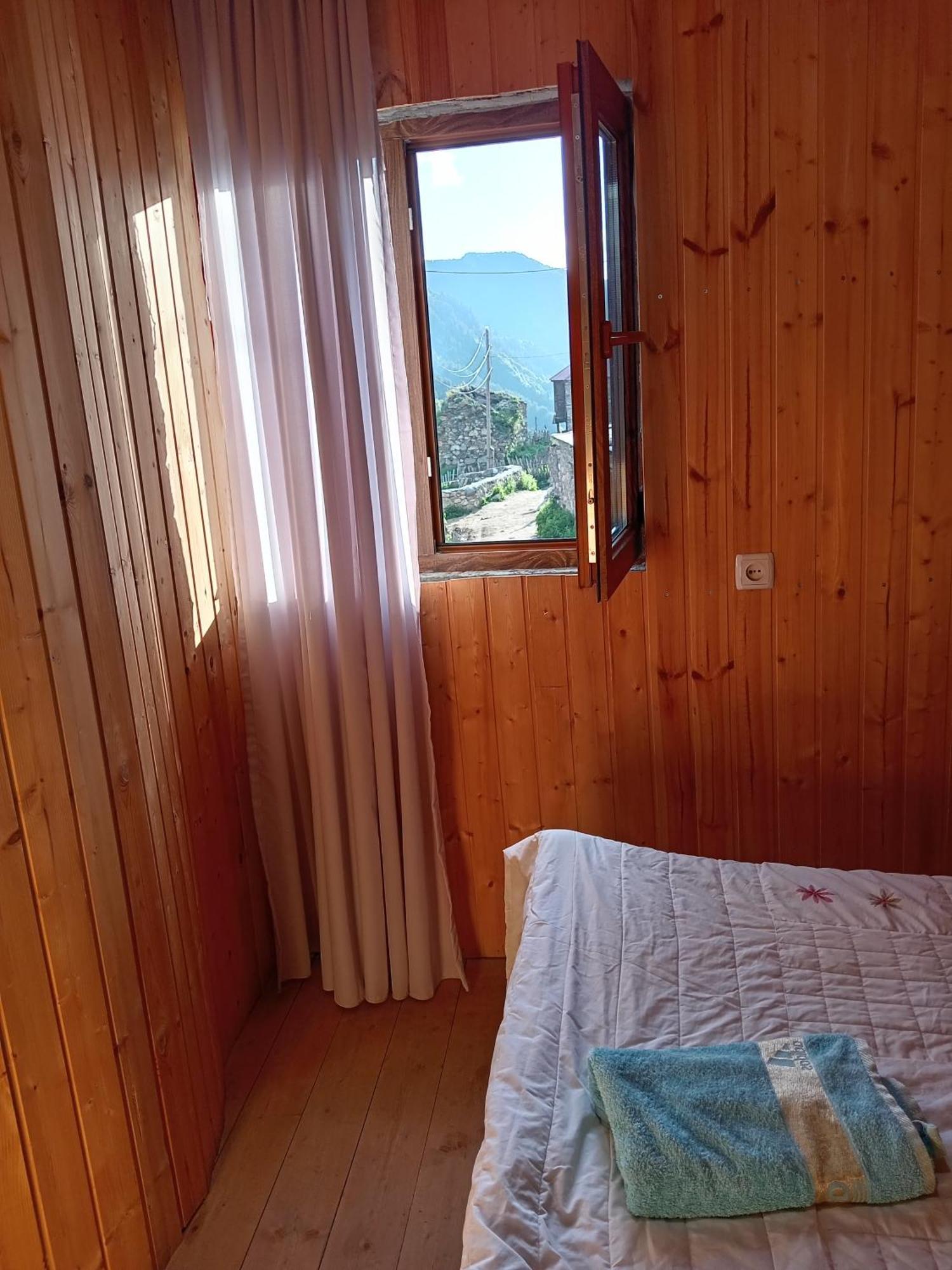 Stone House Marexi Hotel Adishi ภายนอก รูปภาพ
