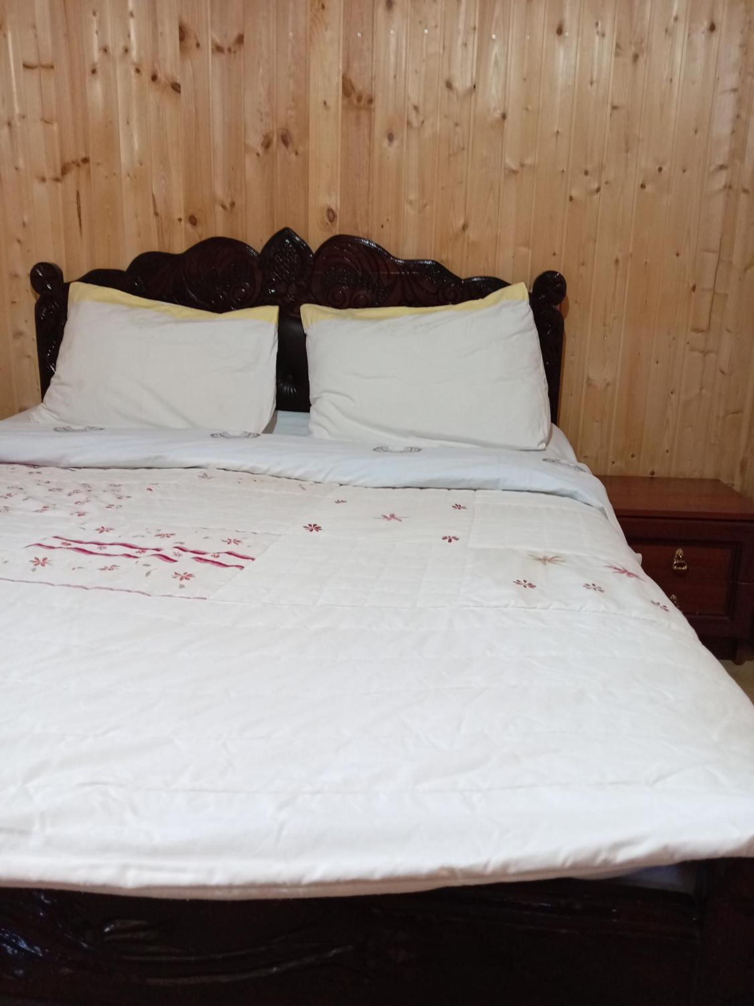 Stone House Marexi Hotel Adishi ภายนอก รูปภาพ